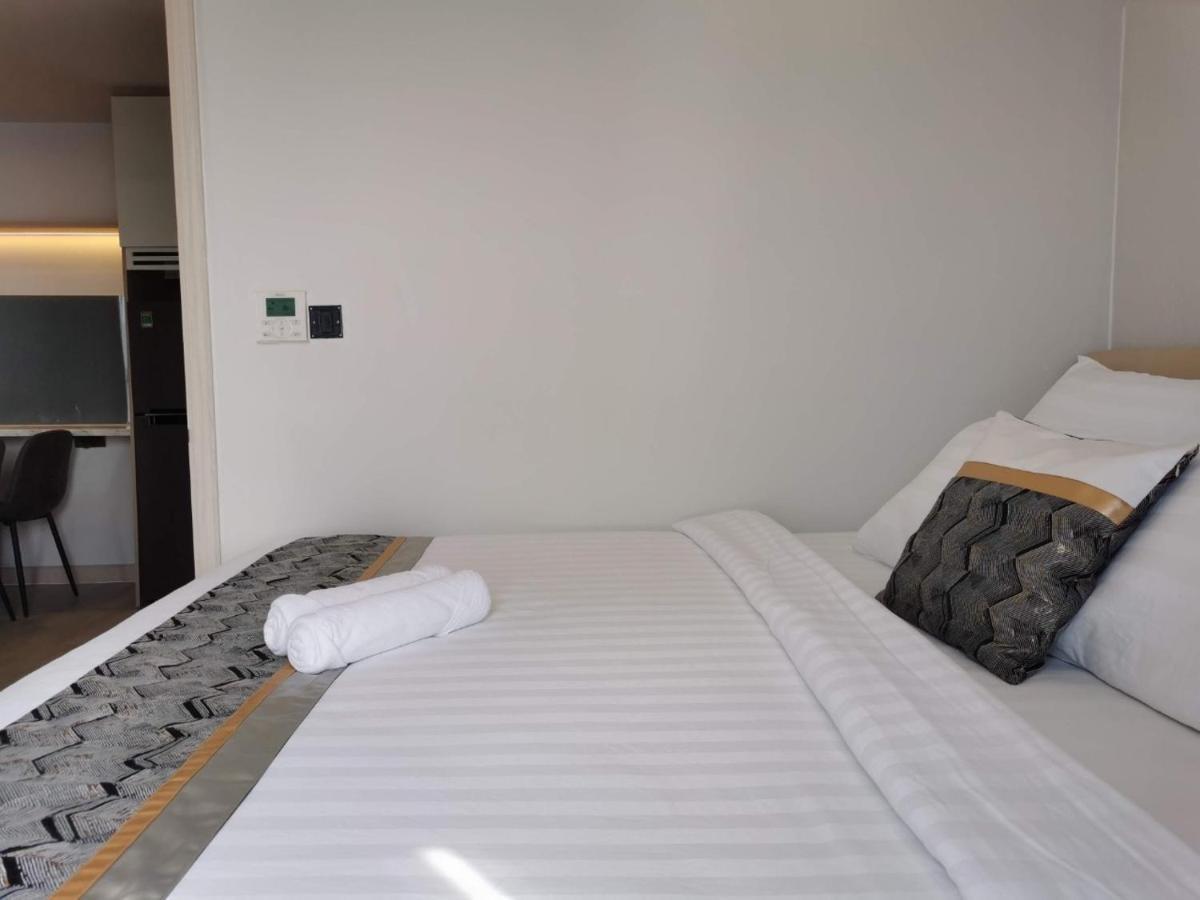 Gold Coast Luxury Apartment Нячанг Экстерьер фото
